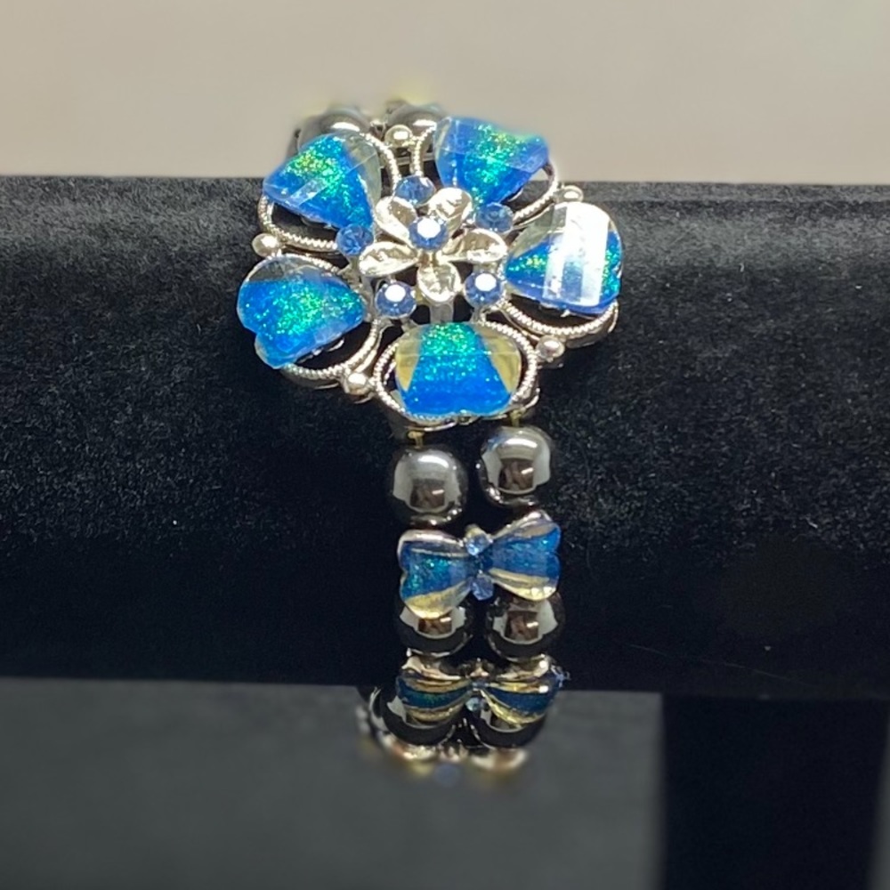 Fashion flower bead bracelet